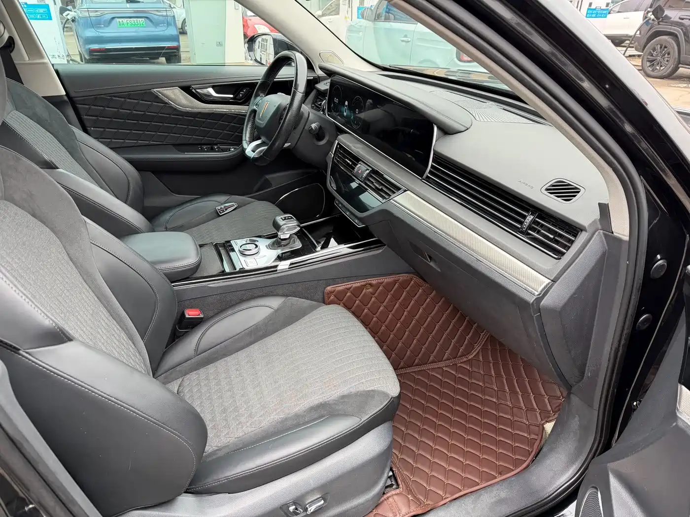 Hongqi HS5 2019 2.0T Smart Connect Joy Edition фото 5