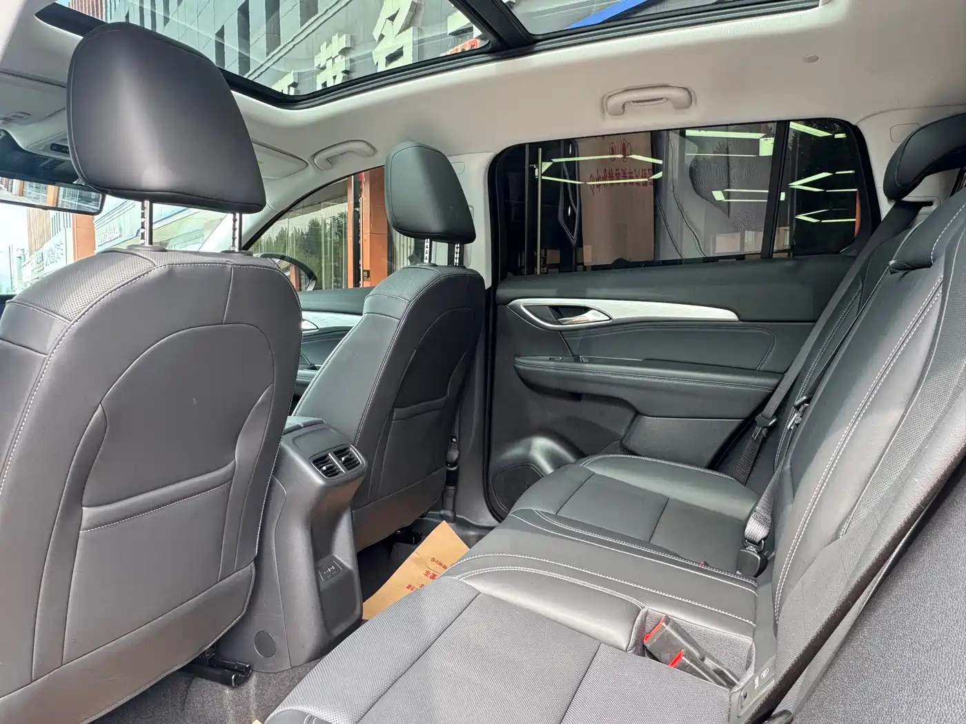 Buick Envision Plus 2025 Enclave Plus 28T 2WD Platinum Edition фото 11