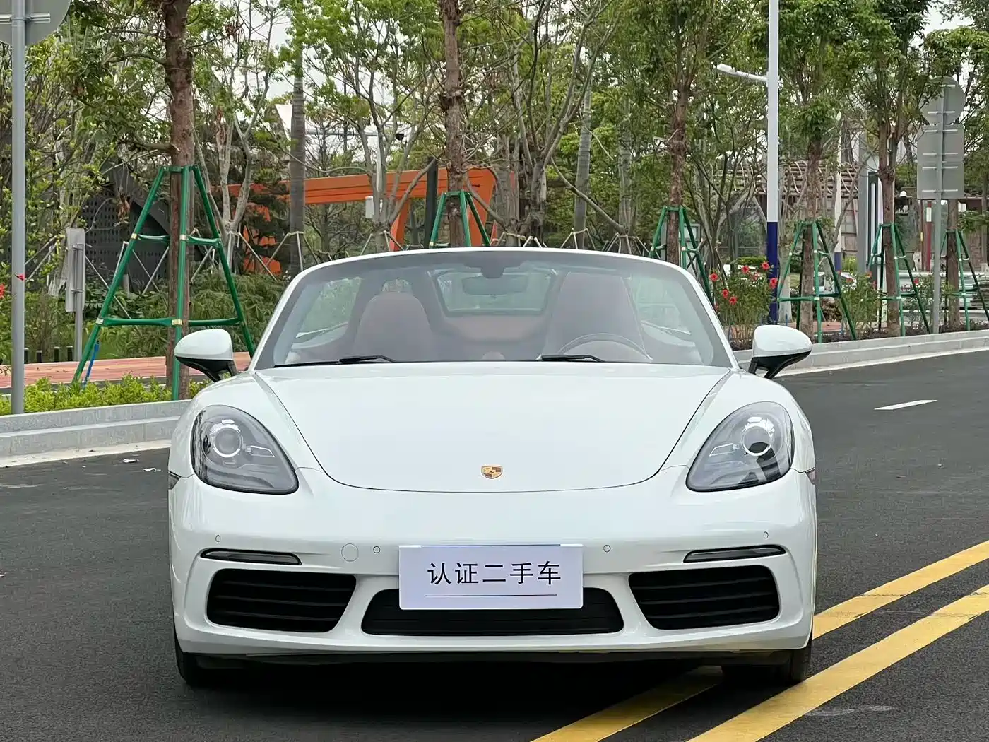 Porsche 718 2016 Boxster 2.0T фото 2