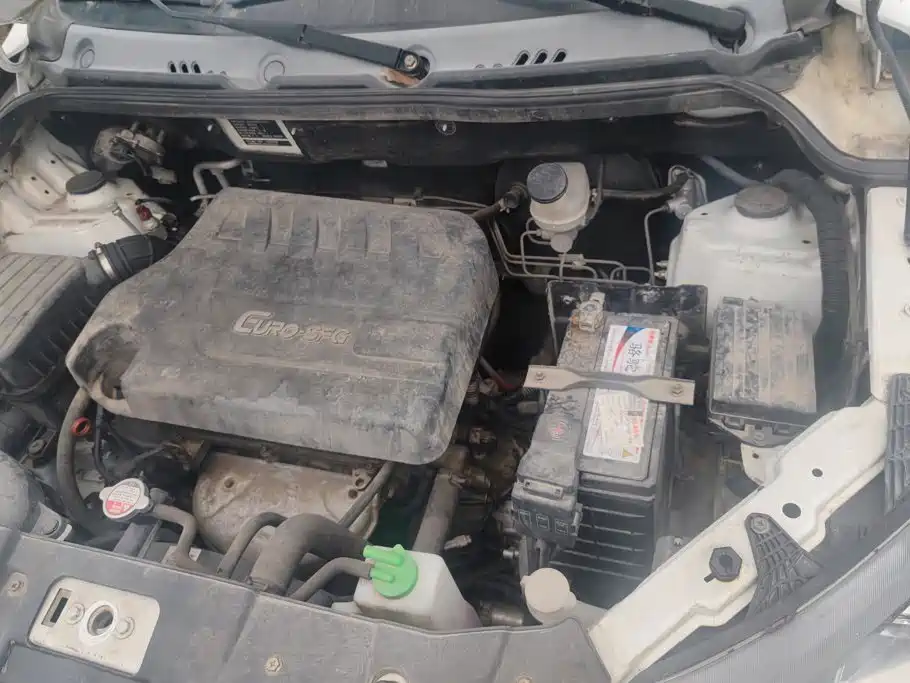 Dongfeng Fengguang Fengguang 370 2016 2016 1.5L Manual Standard SFG15-05 7-Seat
