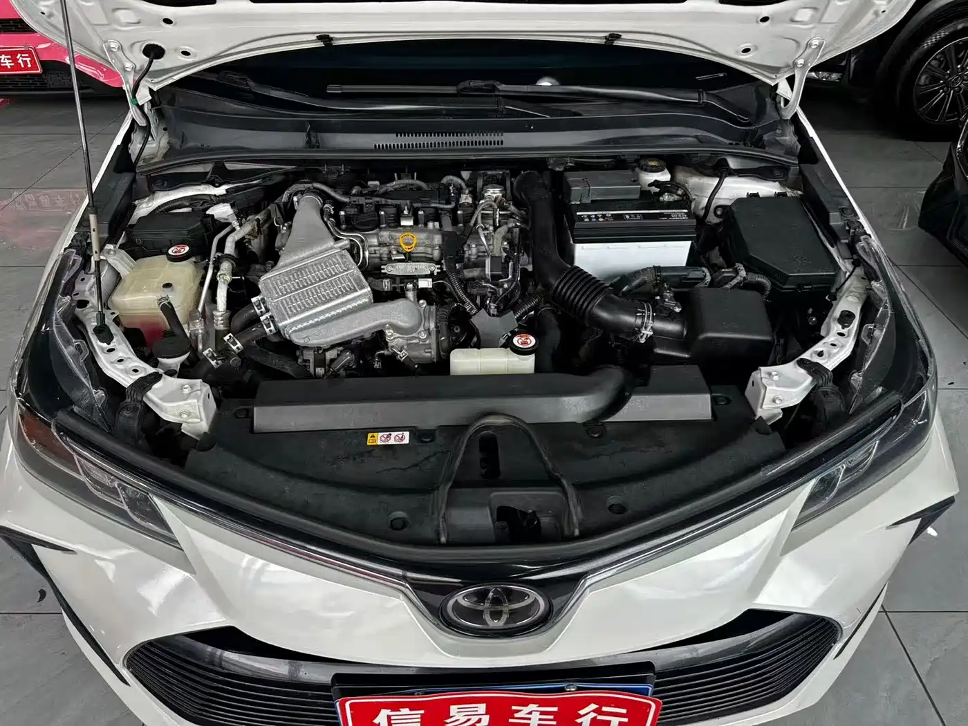 Toyota Corolla 2021 1.2T S-CVT Elite Edition фото 13