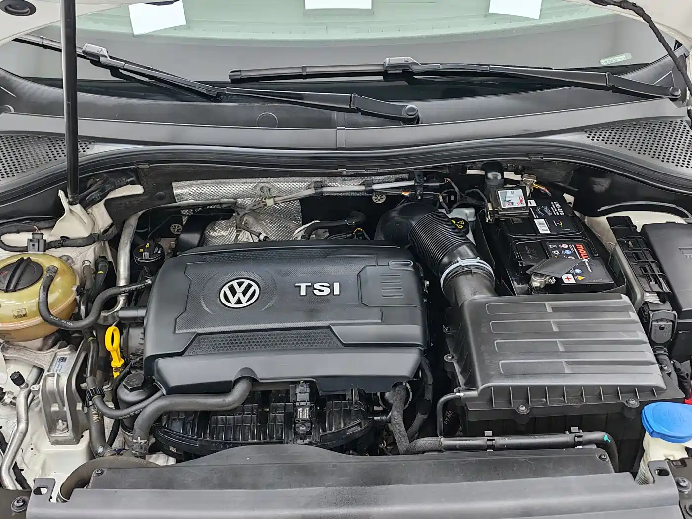 Volkswagen Tiguan L 2017 330TSI Automatic 2WD Comfort Edition фото 16