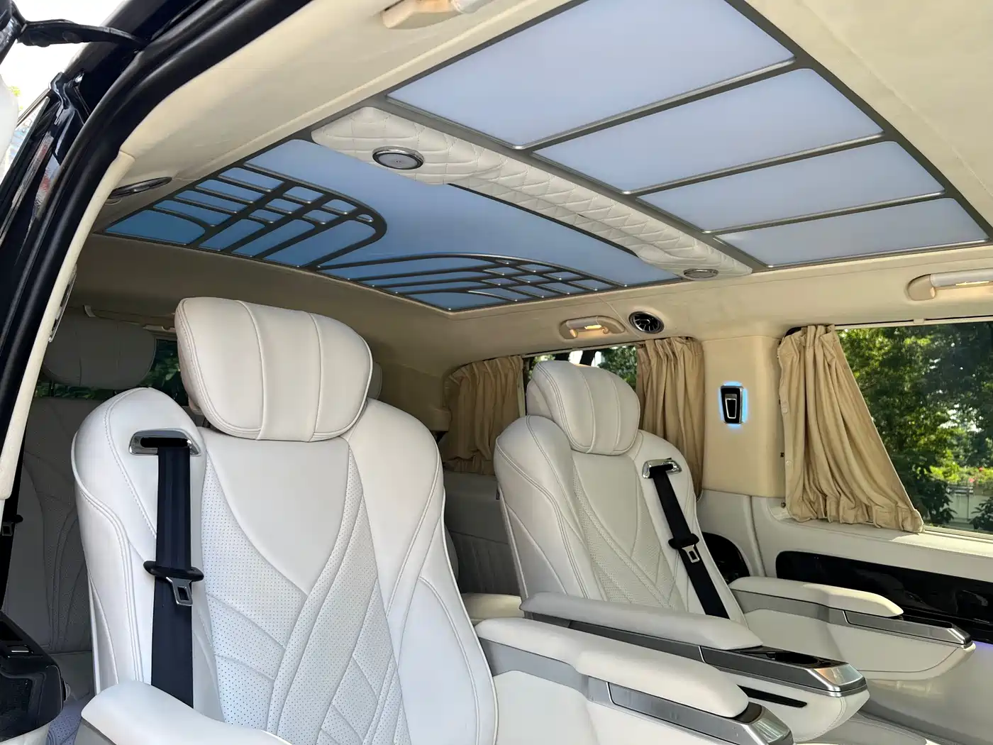 Mercedes-Benz Vito 2021 2.0T Elite 7-Seater фото 11