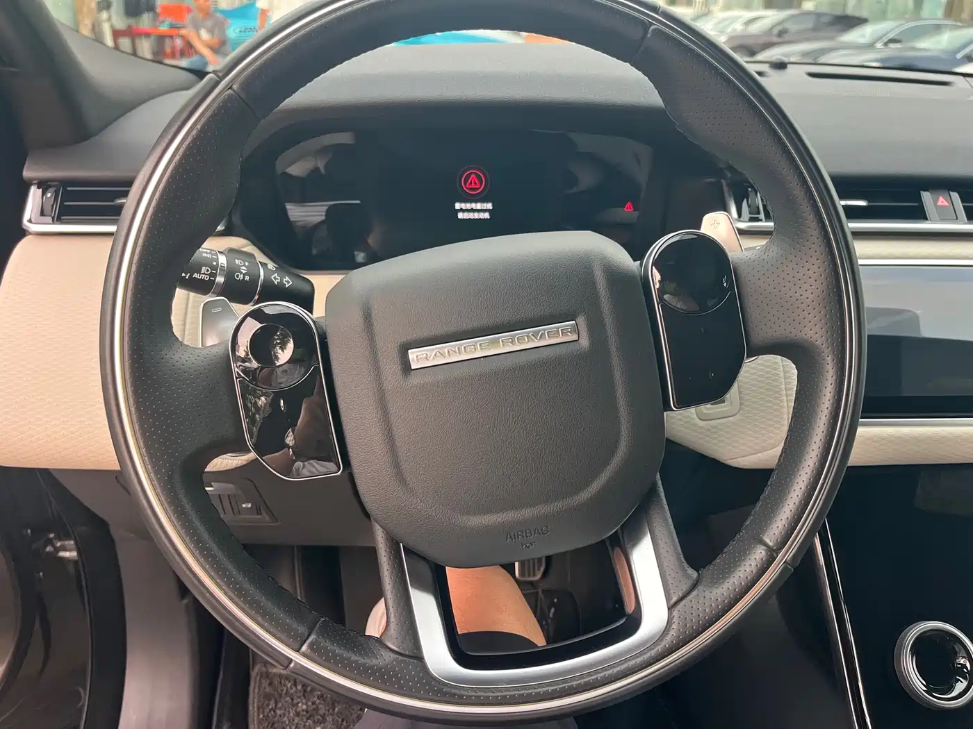 Land Rover Range Rover Velar 2017 P380 R-DYNAMIC SE фото 8