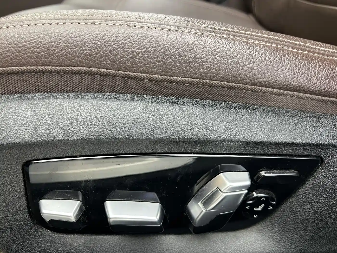 BMW 7 Series 2018 730Li Leading Type M Sport Package фото 7