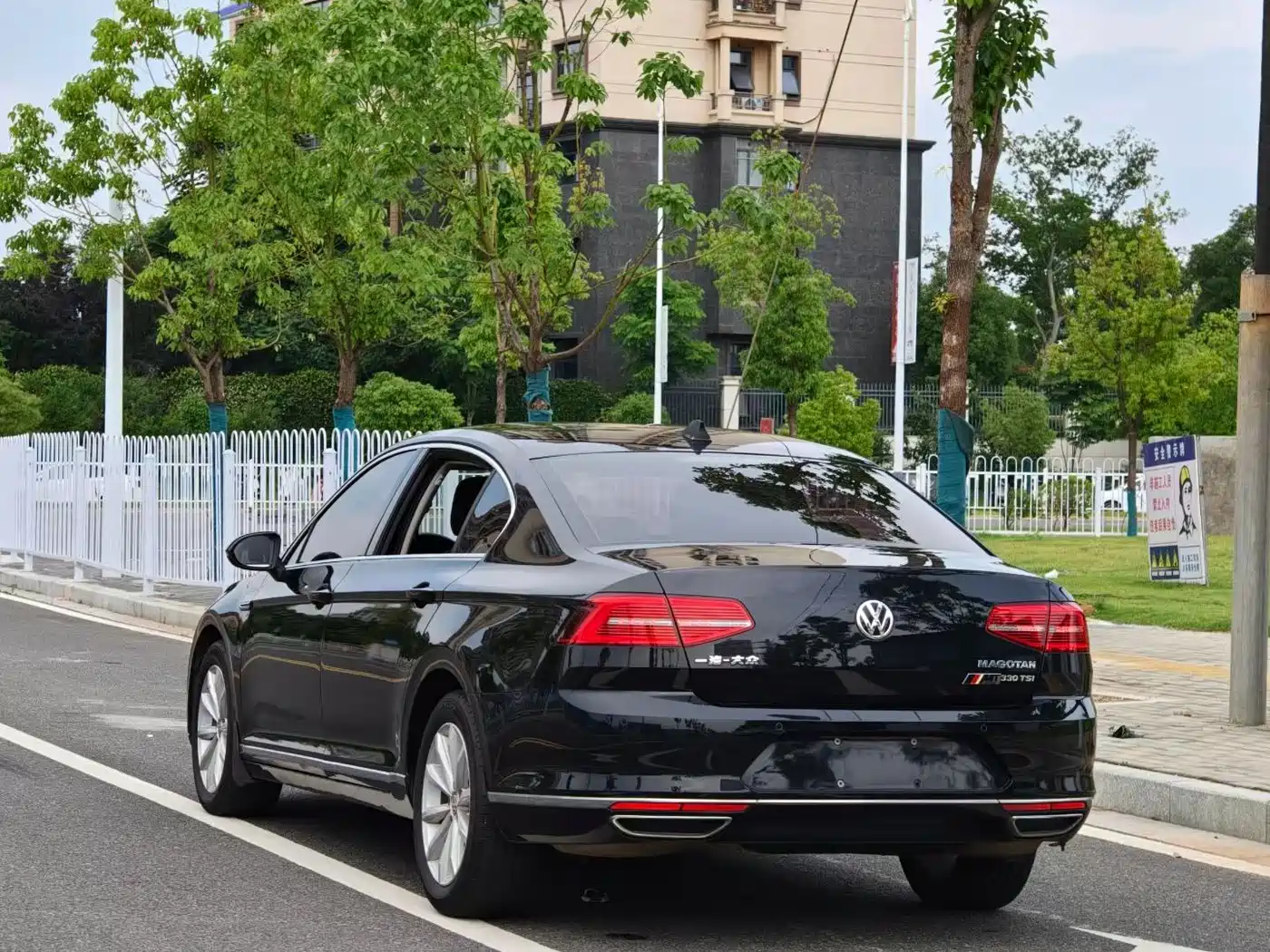 Volkswagen Magotan 2019 330TSI DSG Leading China VI фото 4