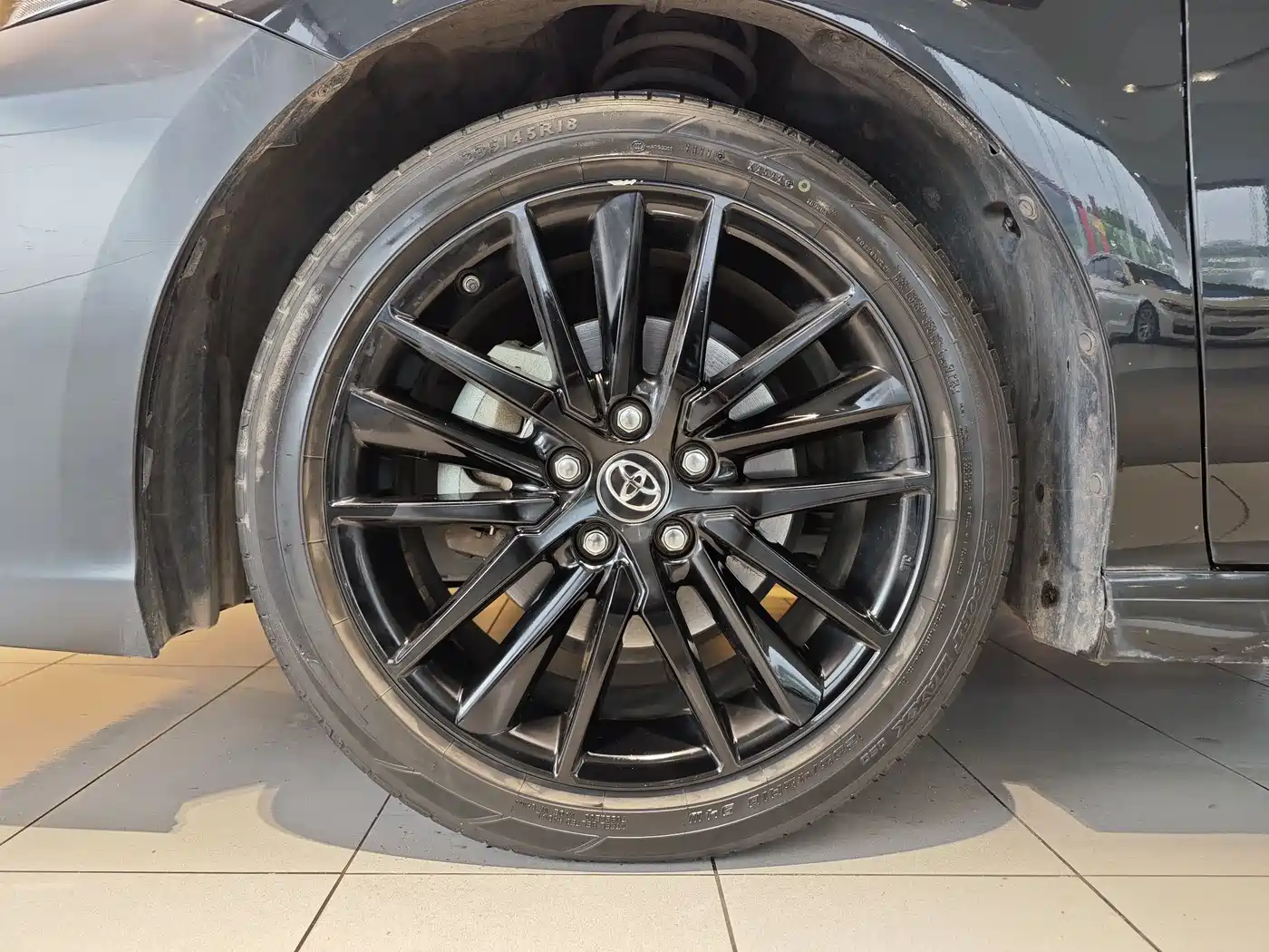 Toyota Camry 2022 2.0S Knight Edition фото 5