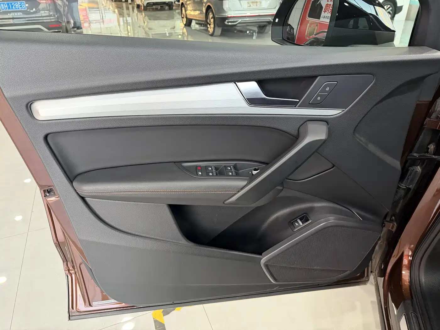 Audi Q5L 2018 40 TFSI Prestige Fashion (China V) фото 10