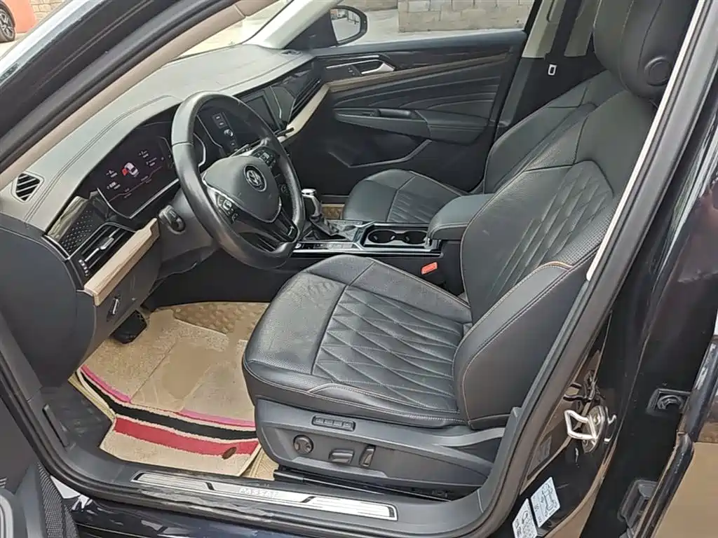 Volkswagen Passat 2019 Model 380TSI Luxury Edition China VI фото 15