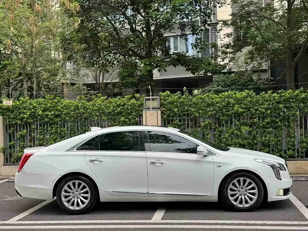 Cadillac XTS 2018 28T Technology фото 4