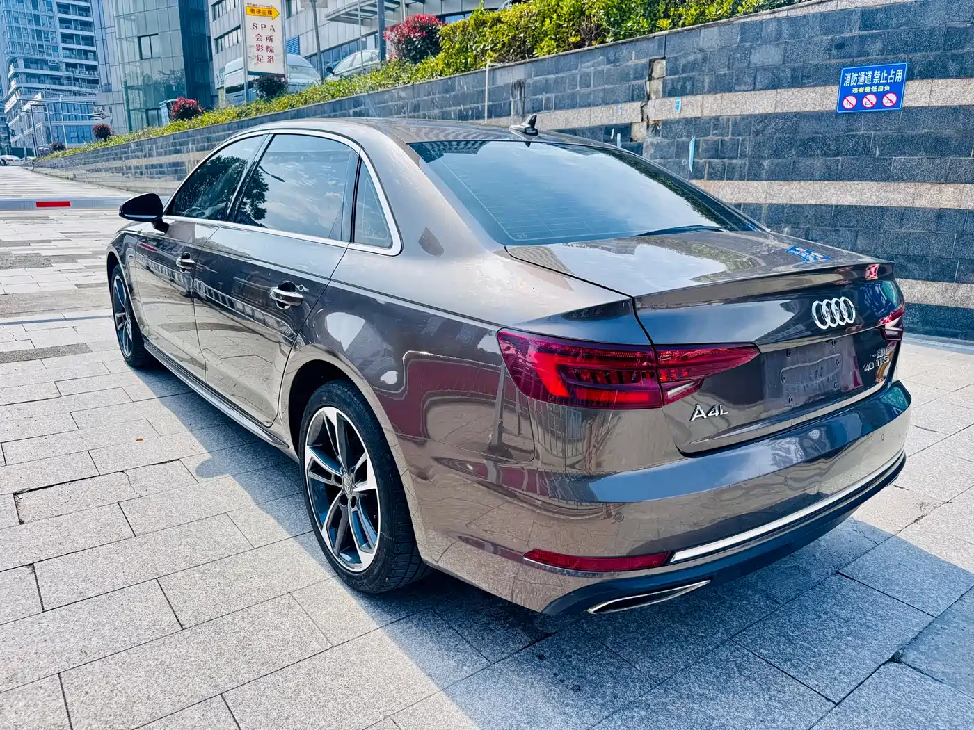 Audi A4L 2019 40 TFSI Progressive (China VI) фото 12