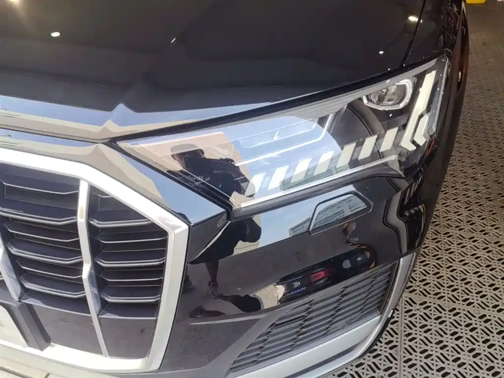 Audi Q7 2023 45 TFSI quattro S line Sport фото 24
