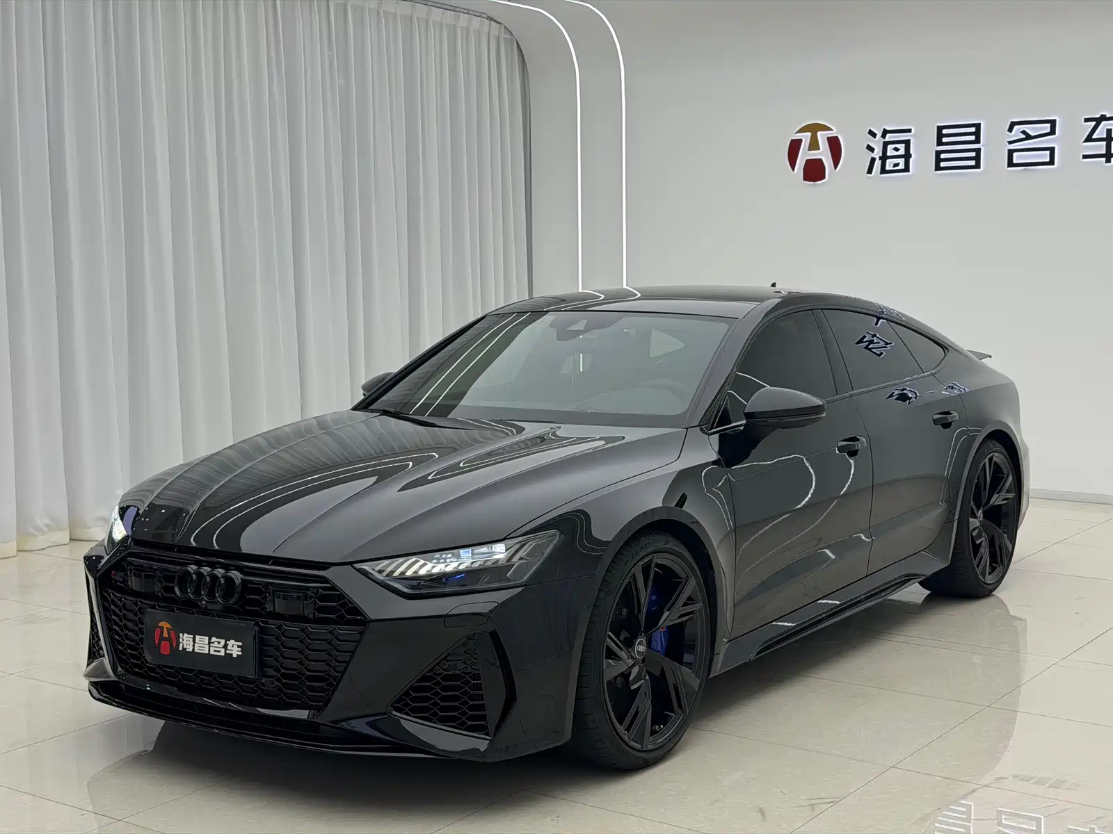 Photo 1 - Audi RS 7