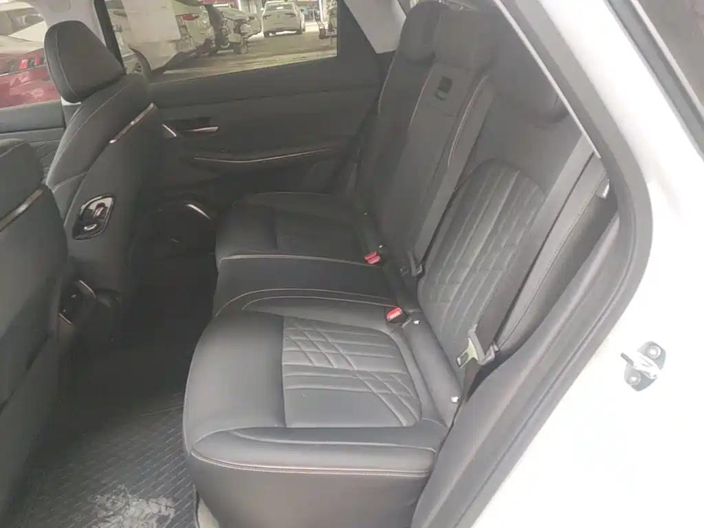 Baojun Enjoyment 2026 2025 PHEV 140km Luxury Edition