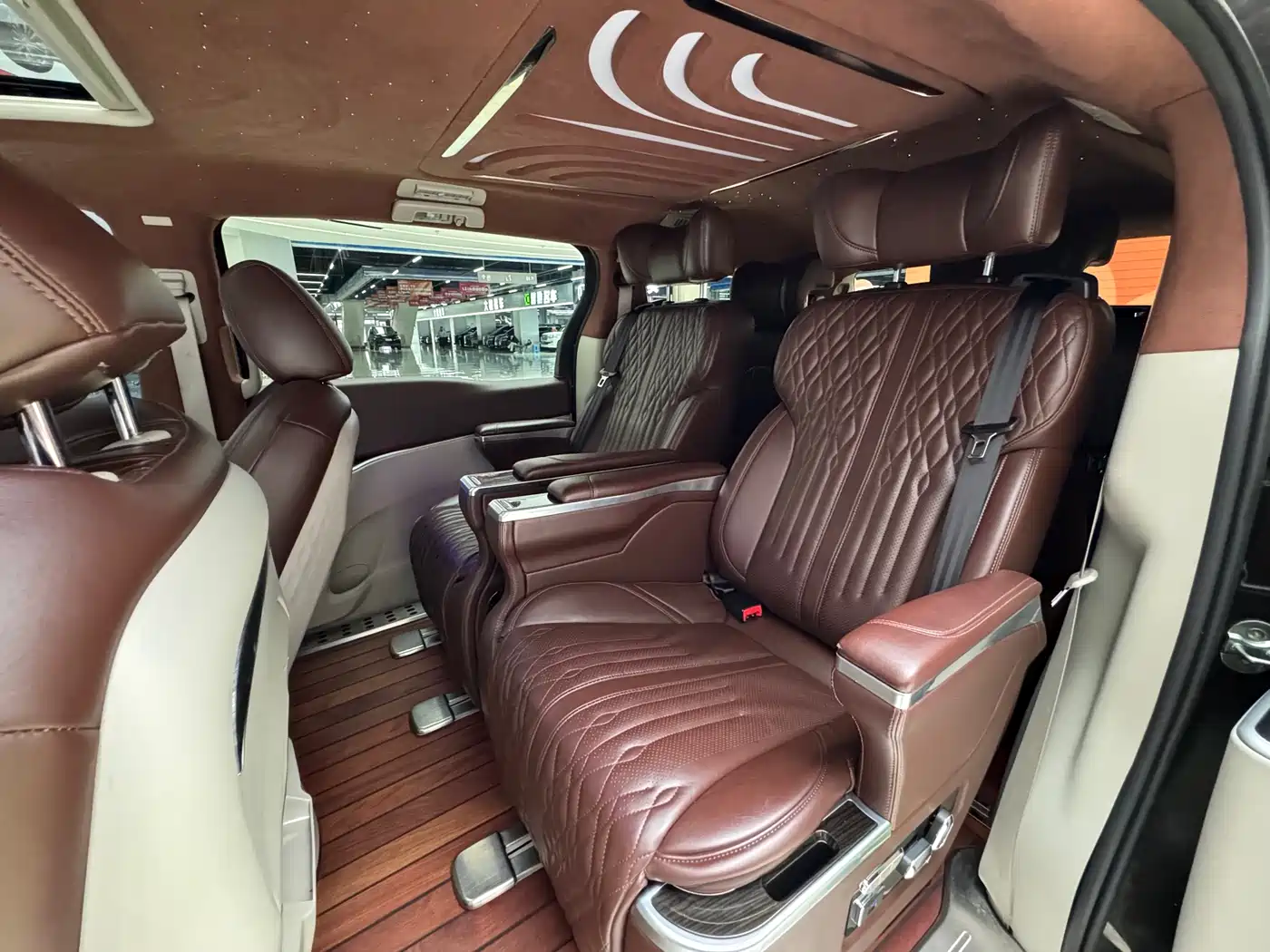 Buick GL8 2021 Land Business Class 652T Smart Luxury фото 5