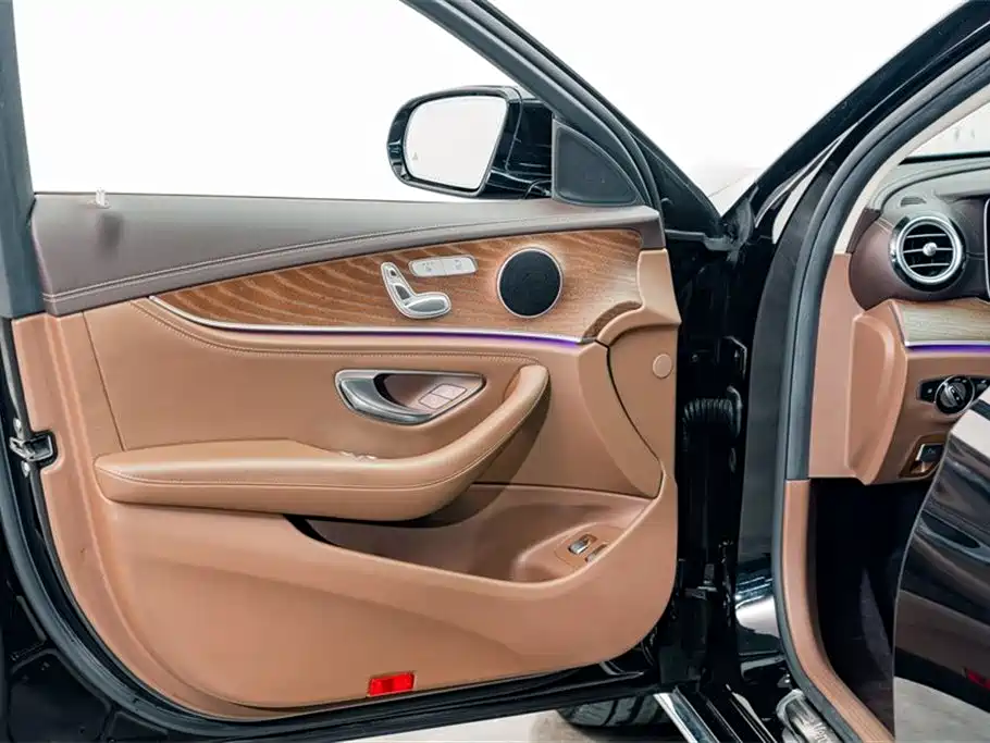 Mercedes-Benz E-Class New Energy 2022 Facelift E 350 e L Plug-in Hybrid Sedan фото 17