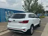 Photo 7 - Jetta VS7
