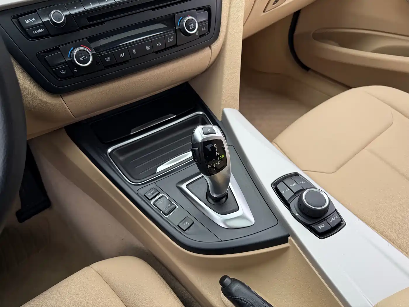 BMW 3 Series 2015 320Li Fashion фото 19
