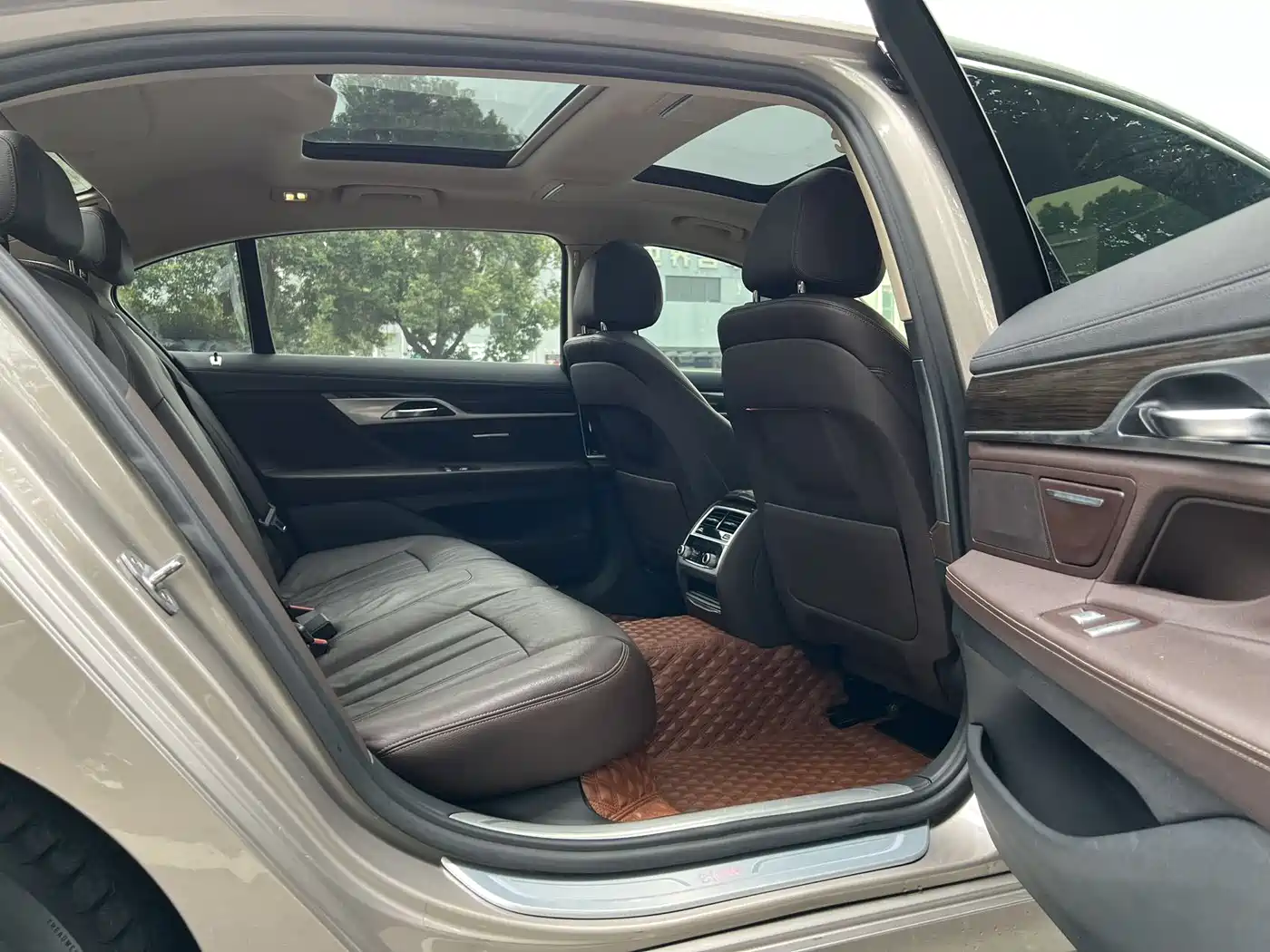 BMW 7 Series 2018 730Li Leading Type Excellence Package фото 12