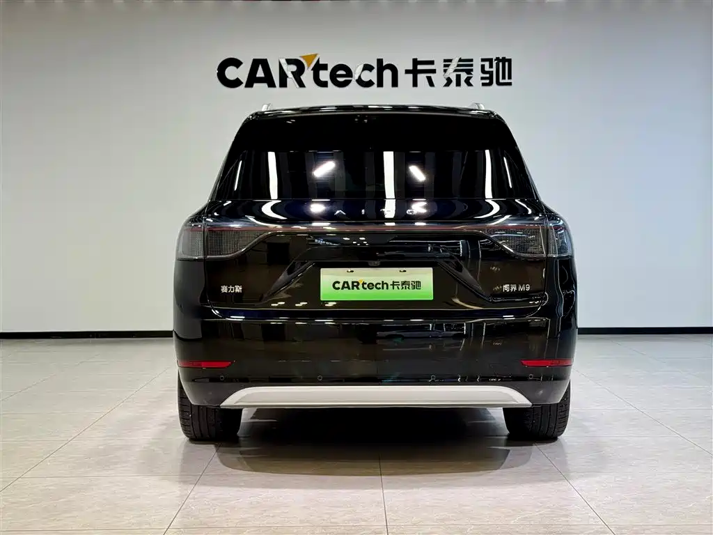 AITO Wenjie AITO M9 2024 Model Extended Range Ultra Edition 52kWh 5-Seater фото 4