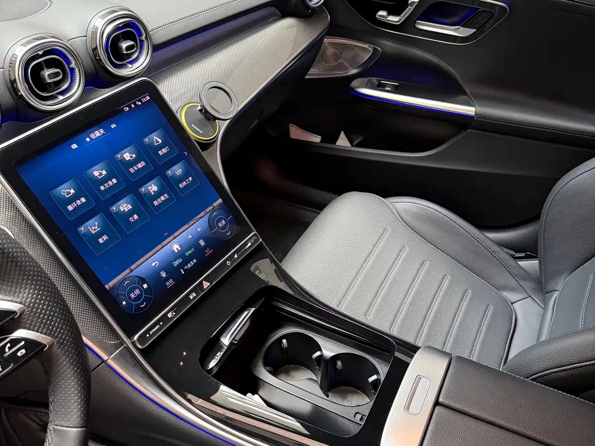 Mercedes-Benz C-Class 2023 C 260 L Night Edition Sport фото 10