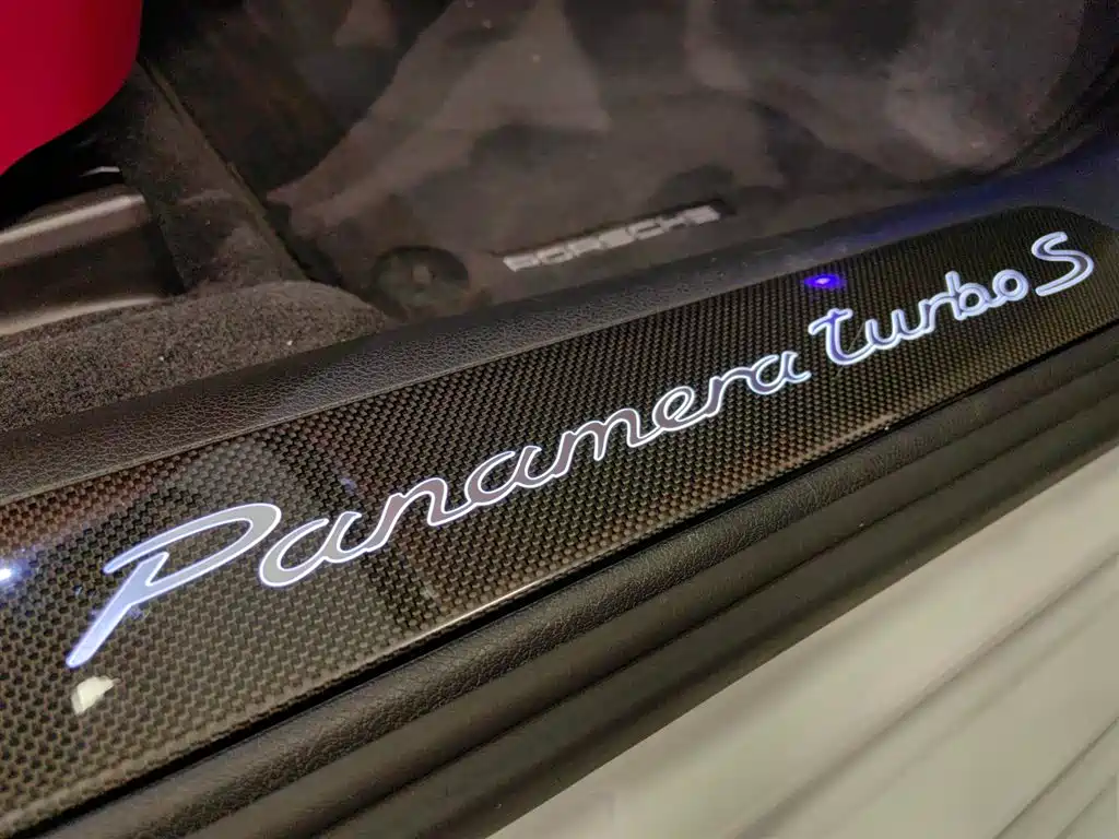 Photo 14 - Porsche Panamera