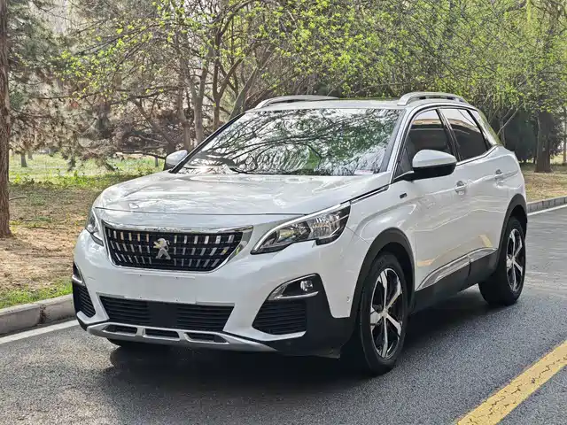 PEUGEOT 4008