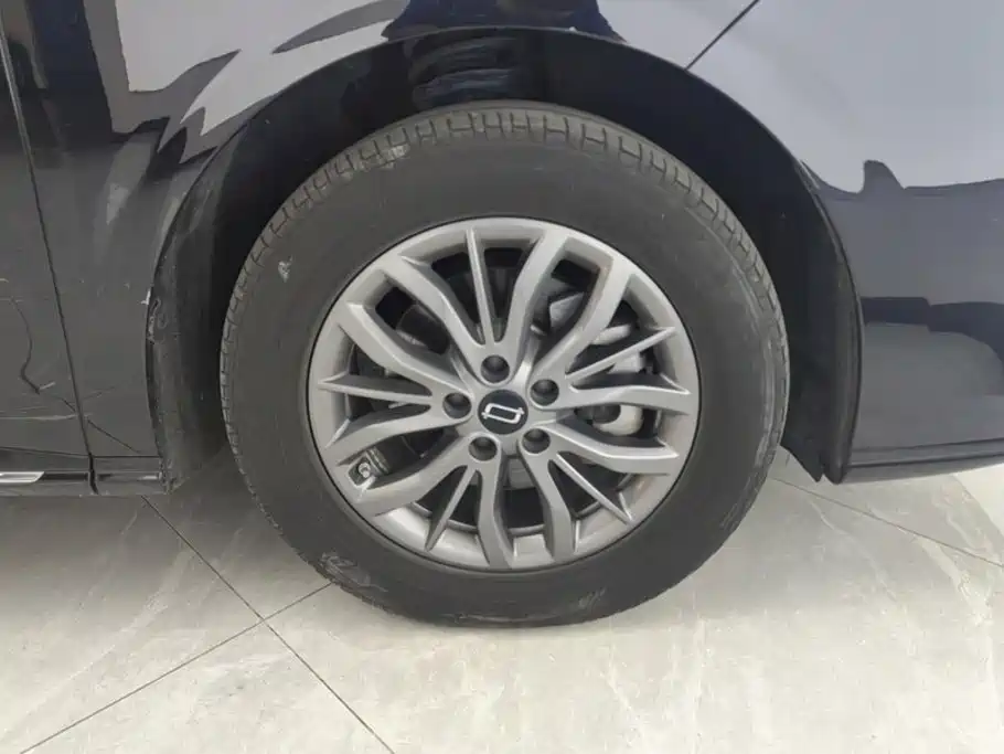 Besturn M9 2024 2023 2.0T Exclusive