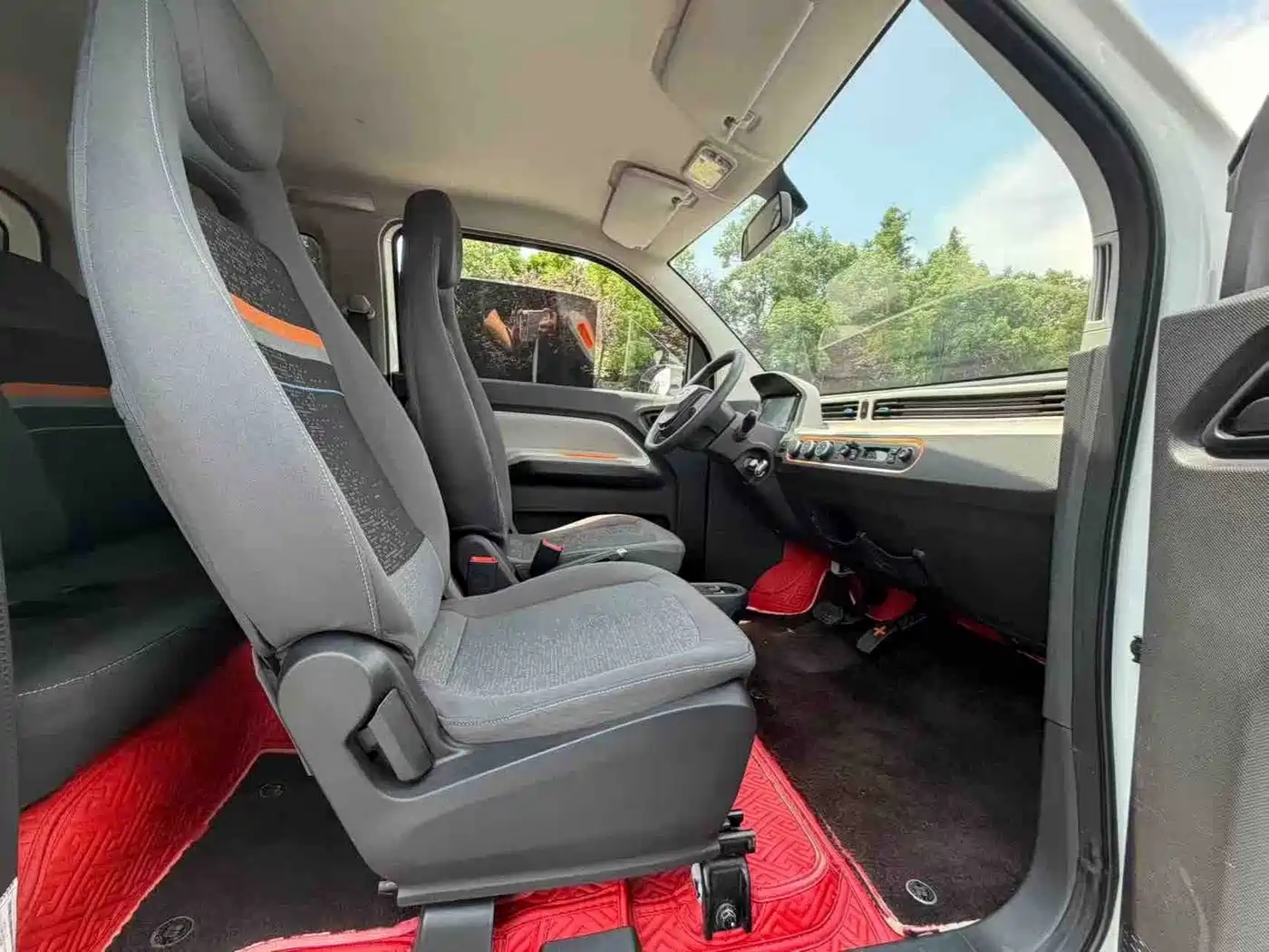 Фото 4 - Wuling Motors Hongguang MINIEV