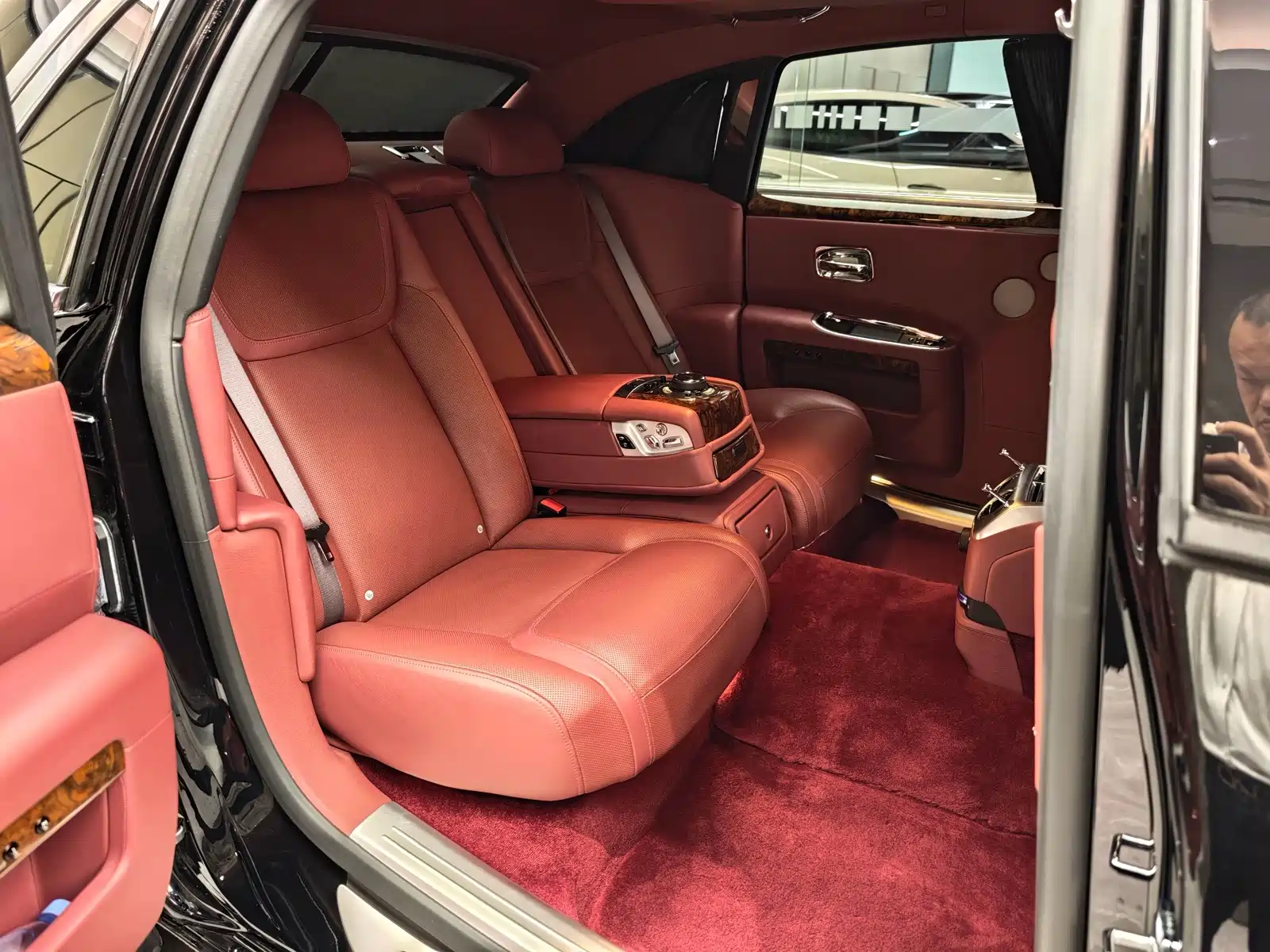 Фото 10 - Rolls-Royce Ghost