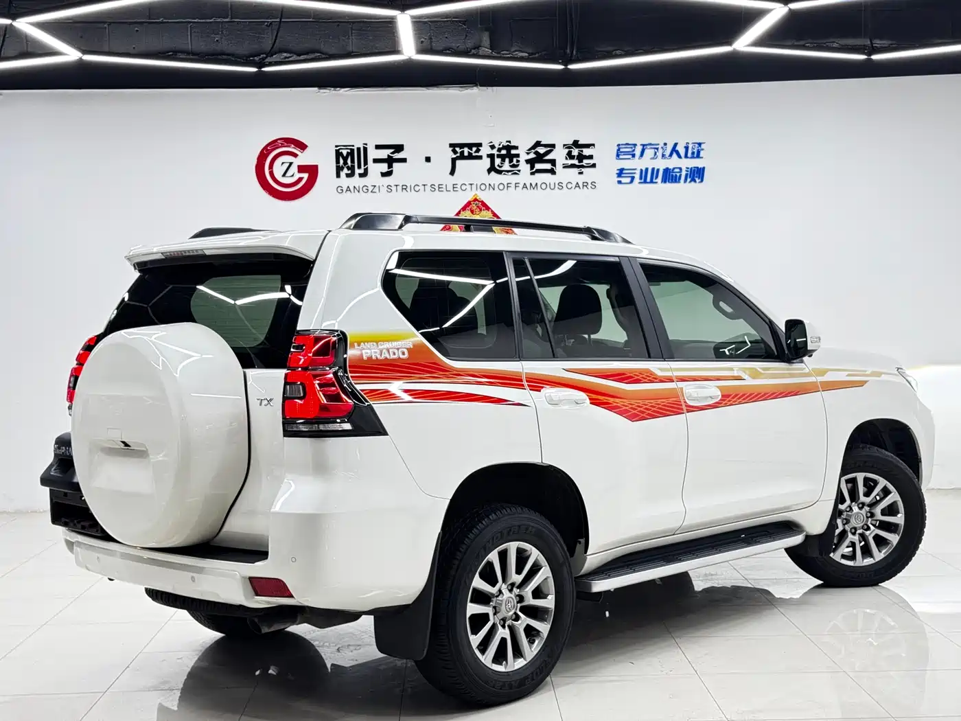 Toyota Prado 2018 3.5L Automatic TX-L Rear-mounted Spare Tire фото 6