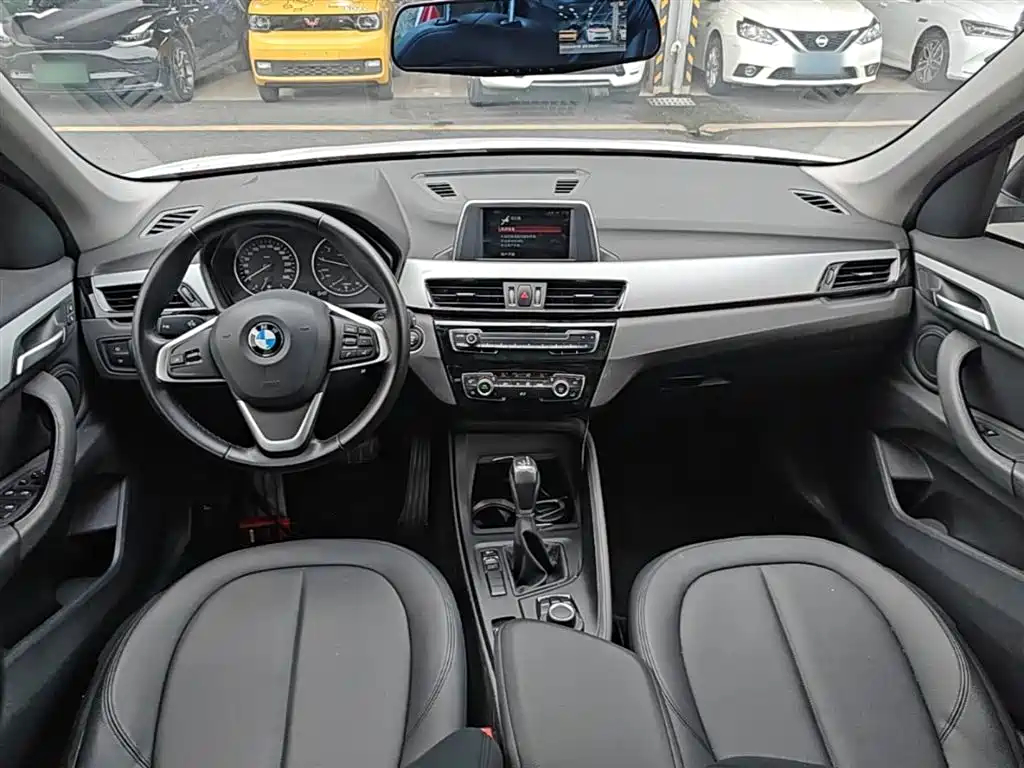 BMW X1 2018 sDrive18Li Fashion Model фото 10