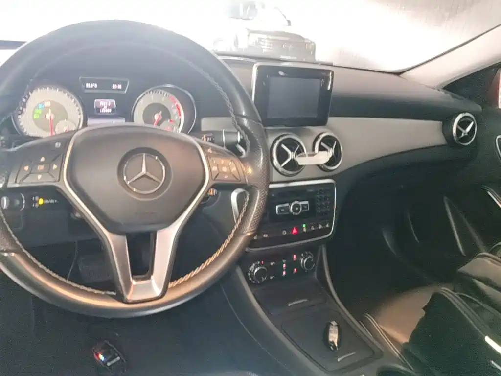 Mercedes-Benz GLA 2015 2015 GLA 220 4MATIC Fashion Edition
