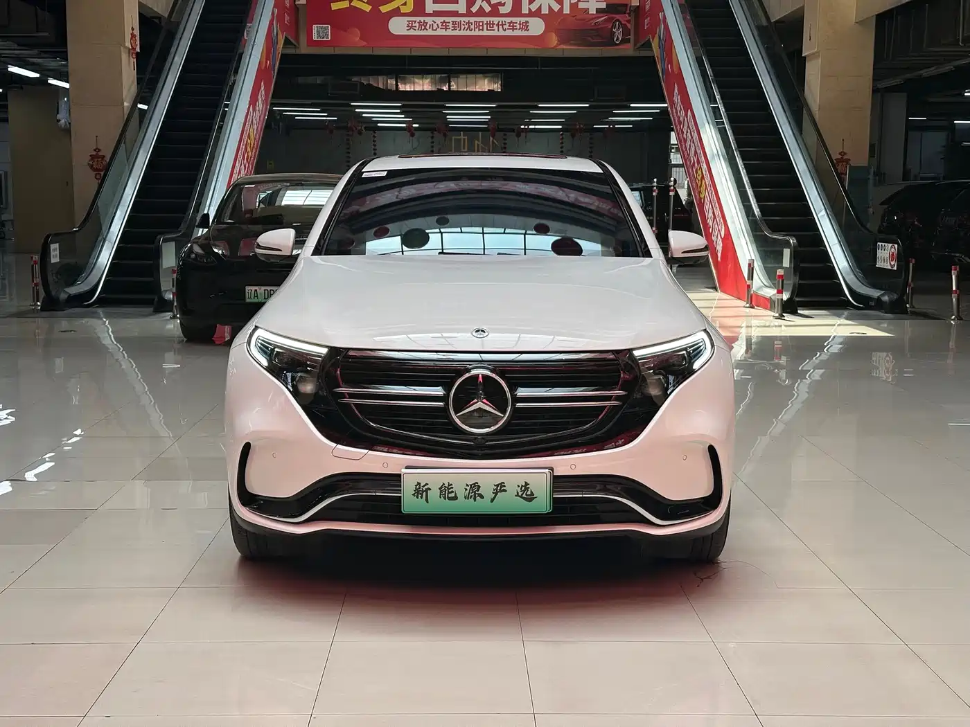 MERCEDES-BENZ EQC