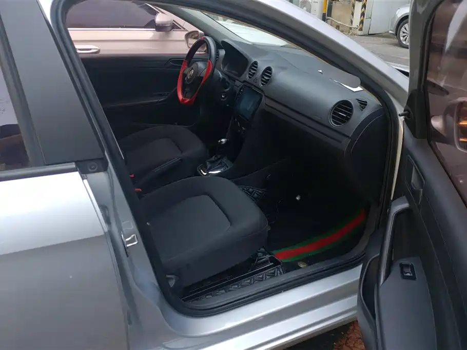 Volkswagen Jetta 2015 Value Edition 1.6L Automatic Fashion фото 8