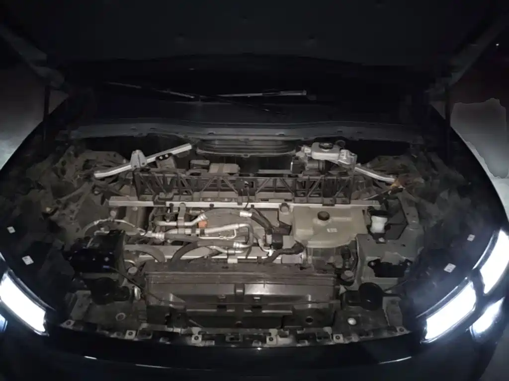 Photo 20 - NIO EC6