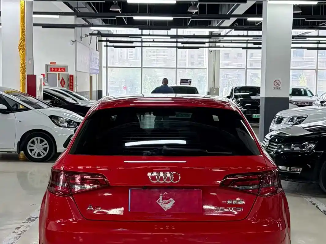 Audi A3 2016 Sportback 35 TFSI Progressive фото 8