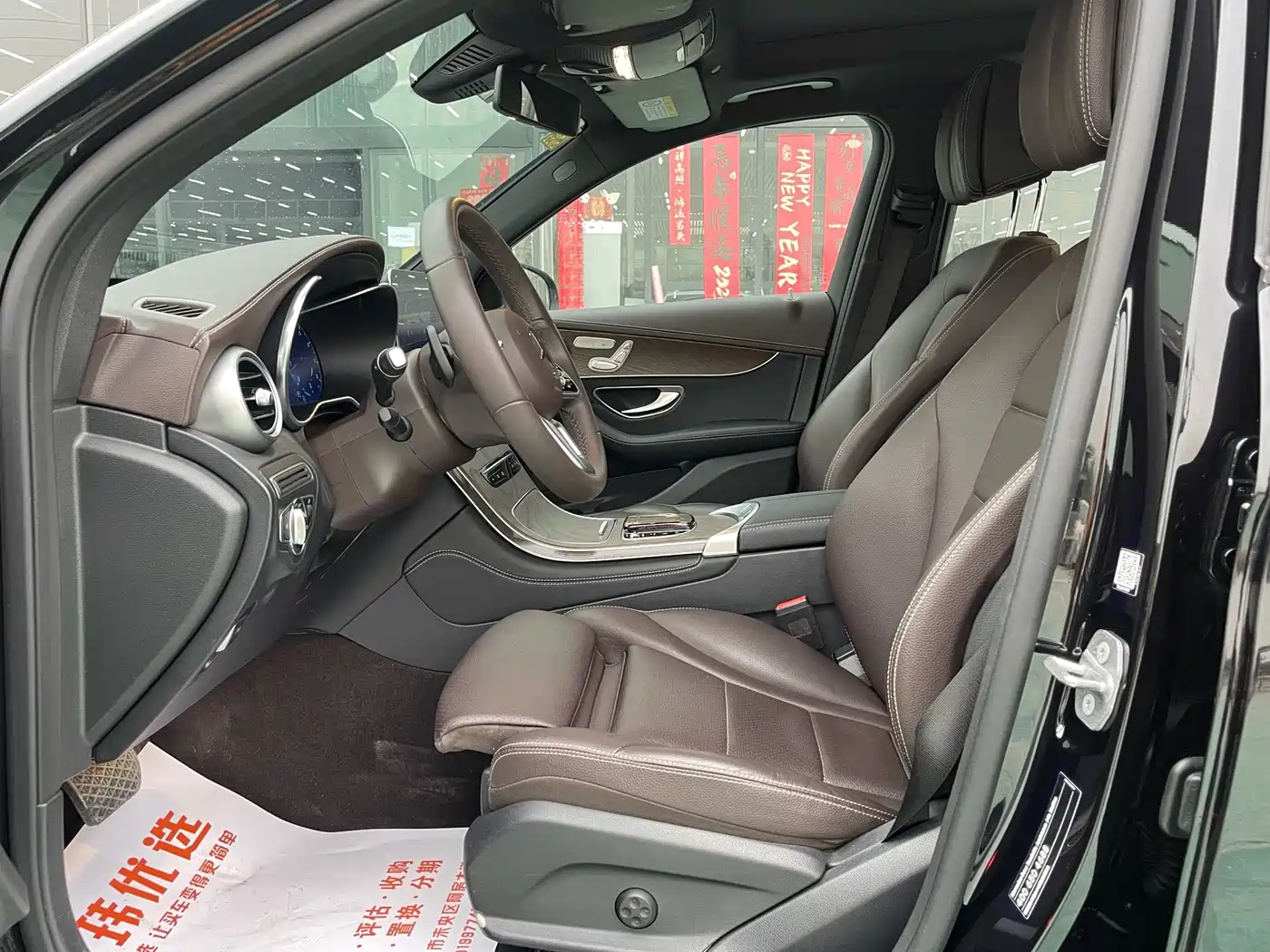 Mercedes-Benz GLC 2020 Facelift GLC 260 L 4MATIC Luxury фото 4