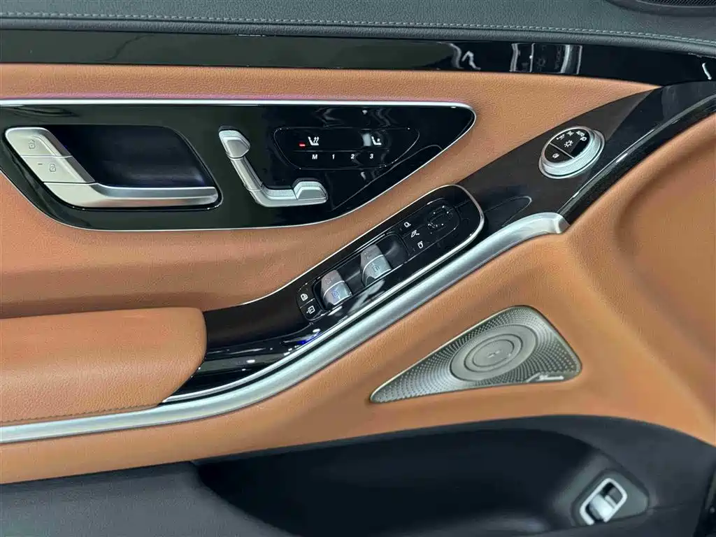 MERCEDES-BENZ S CLASS