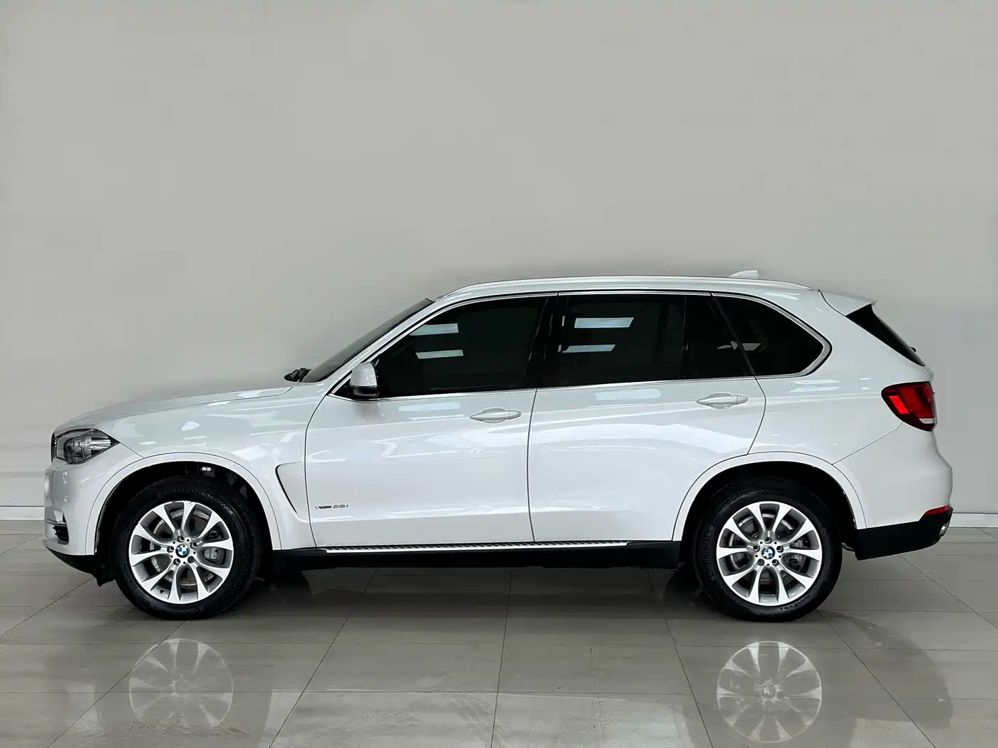 BMW X5 (Import) 2017 xDrive28i фото 4