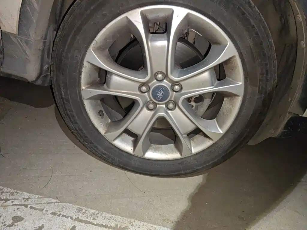Фото 24 - Ford Kuga