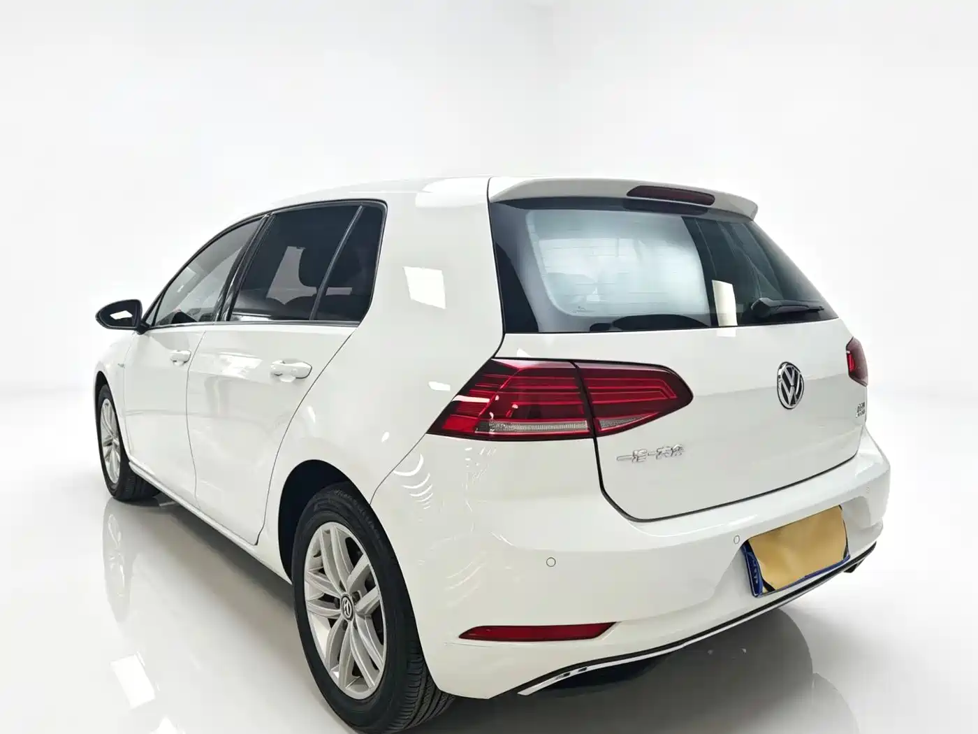 Volkswagen Golf 2018 230TSI Automatic Comfort фото 4