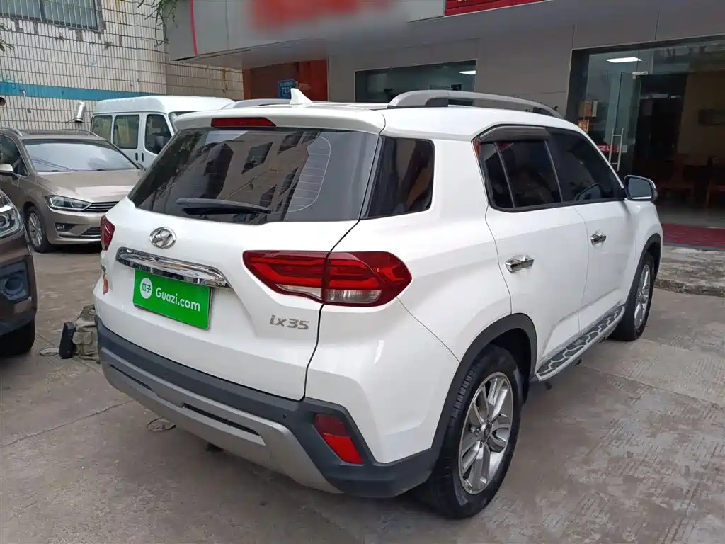 Hyundai Beijing Hyundai ix35 2018 2.0L Automatic 2WD Zhiyong·Enjoyment Edition фото 7