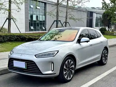 AITO M5