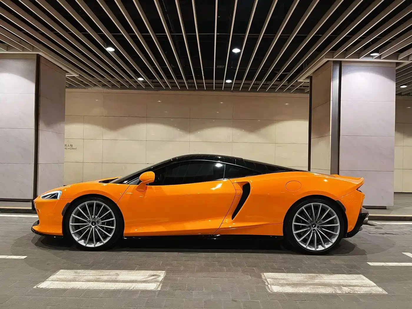 McLaren GT 2023 2023 4.0T Standard Model