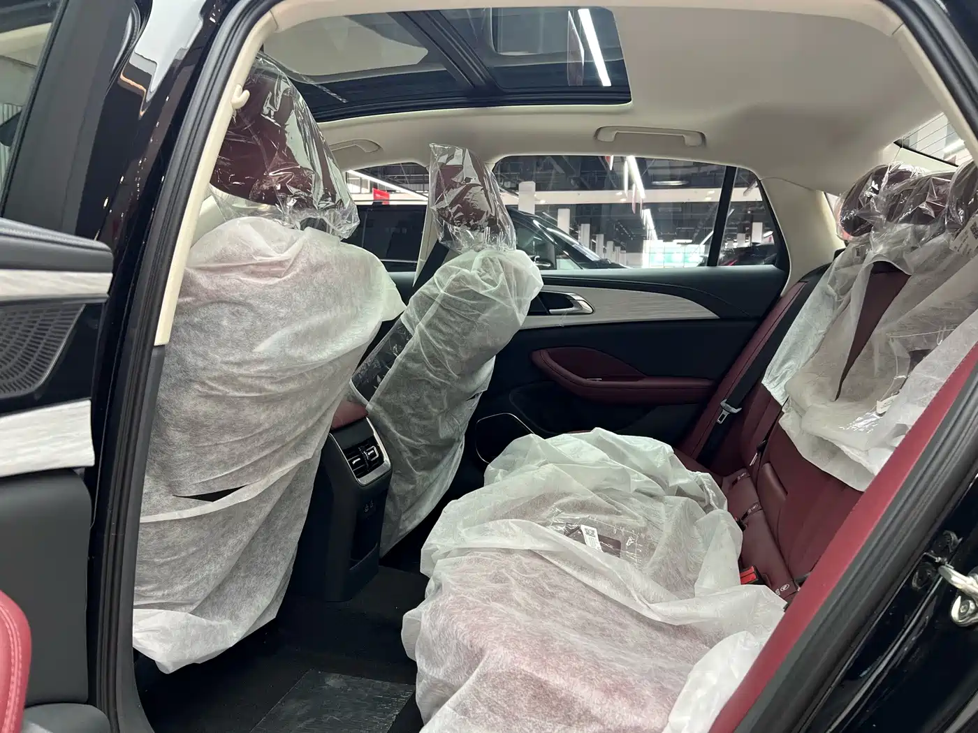 Hongqi H5 2026 2025 1.5T DCT Flag Rhythm 500,000 Units Memorial Edition