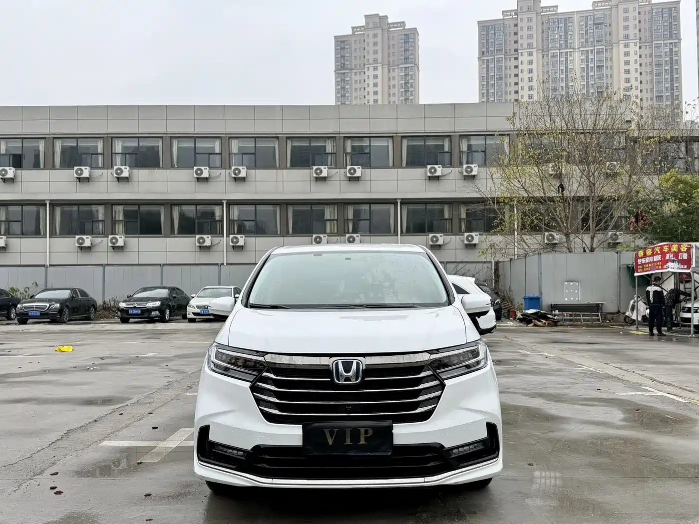 Honda Odyssey 2022 2.0L e:HEV Sharp·Intelligent Edition фото 2