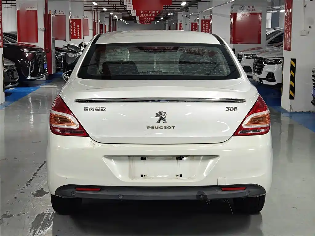 Peugeot 308 2014 Model Joy Edition Classic 1.6L Manual Superior Style фото 23