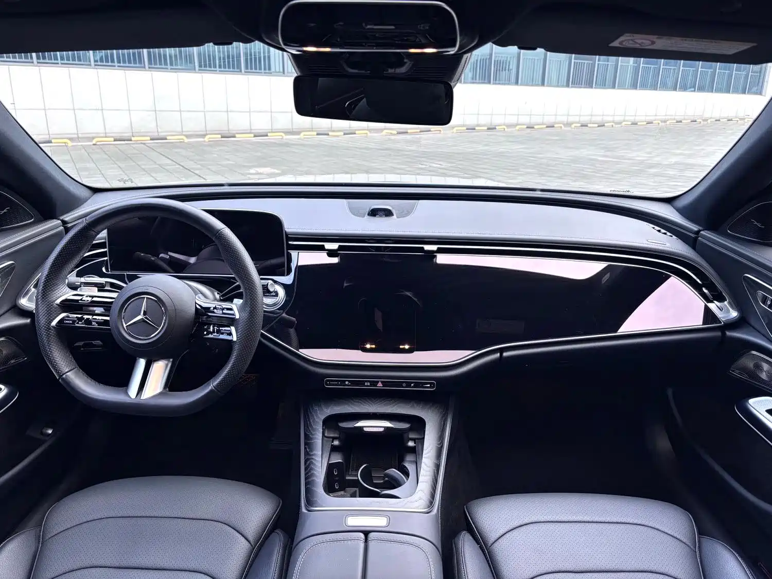 Фото 6 - Mercedes-Benz E-Class