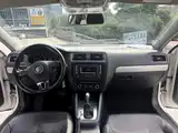 Photo 10 - Volkswagen Sagitar